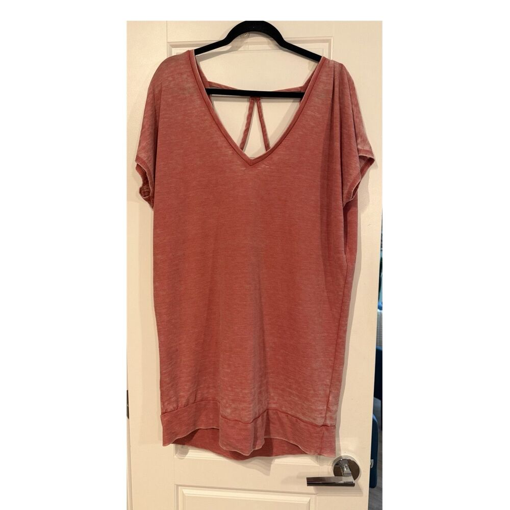 Express Solid Pink Knit V-Neck T-Shirt Dress-Med